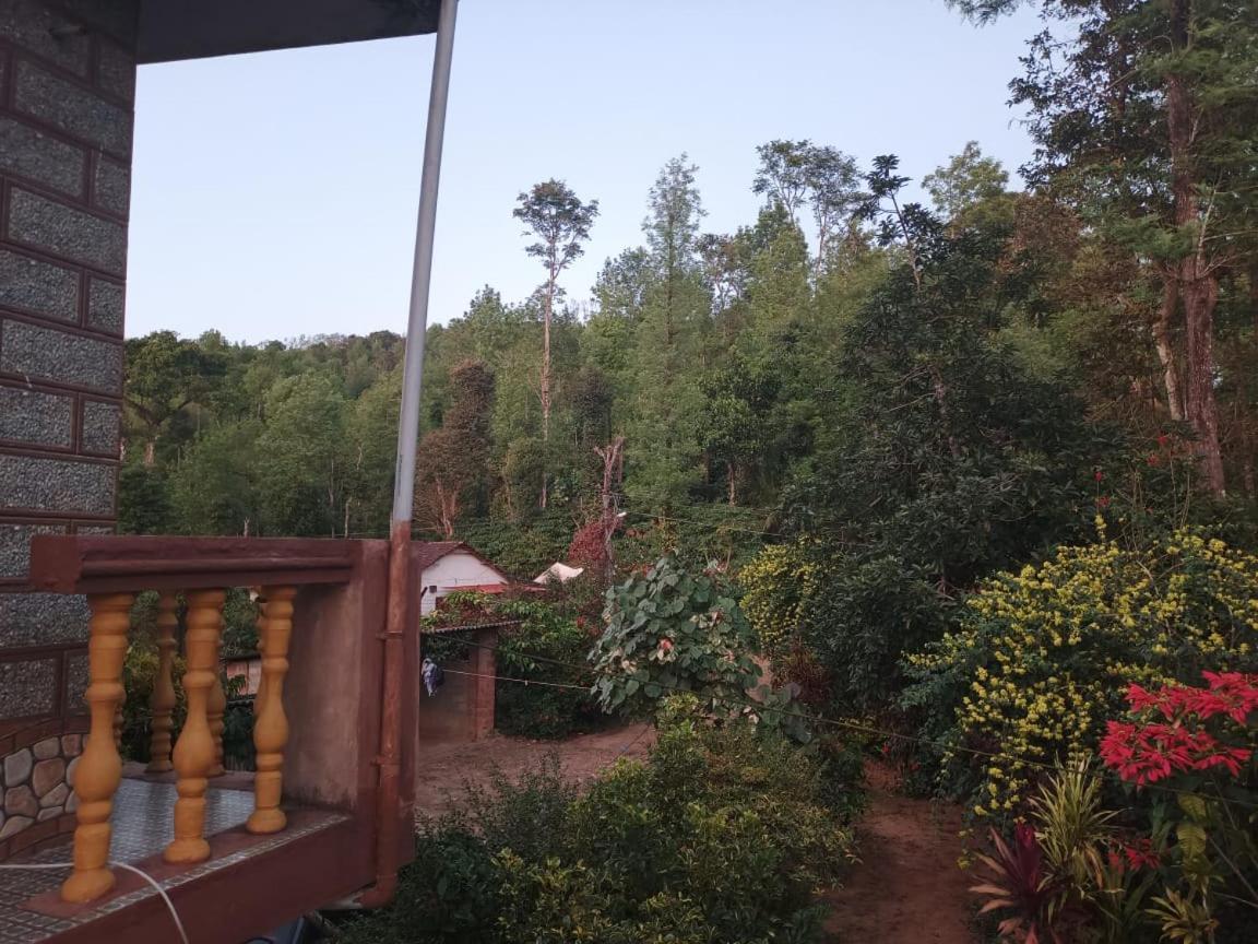 Apartament Hill Side Estate Madikeri Zewnętrze zdjęcie